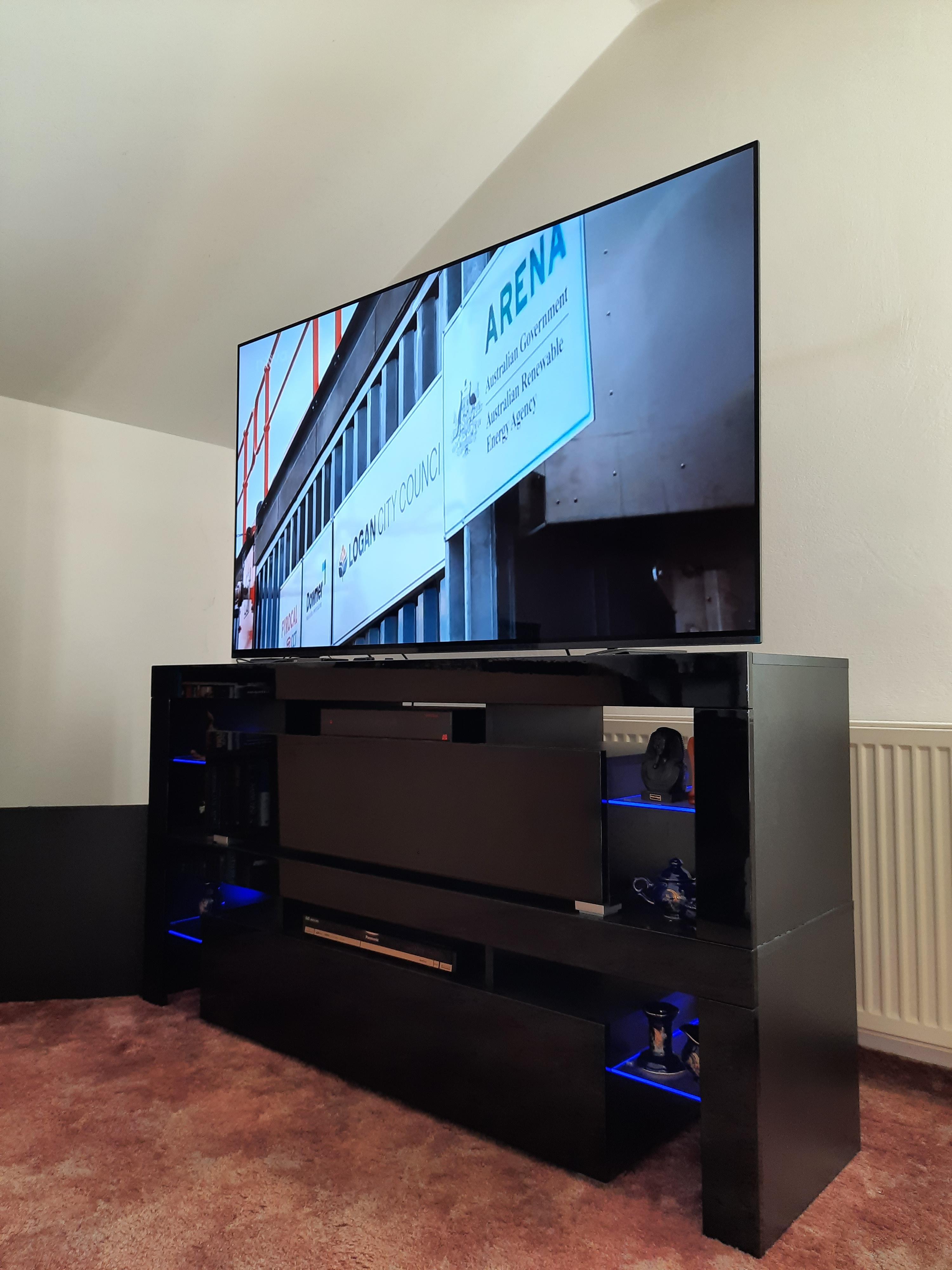 Tv stolek Trax 158