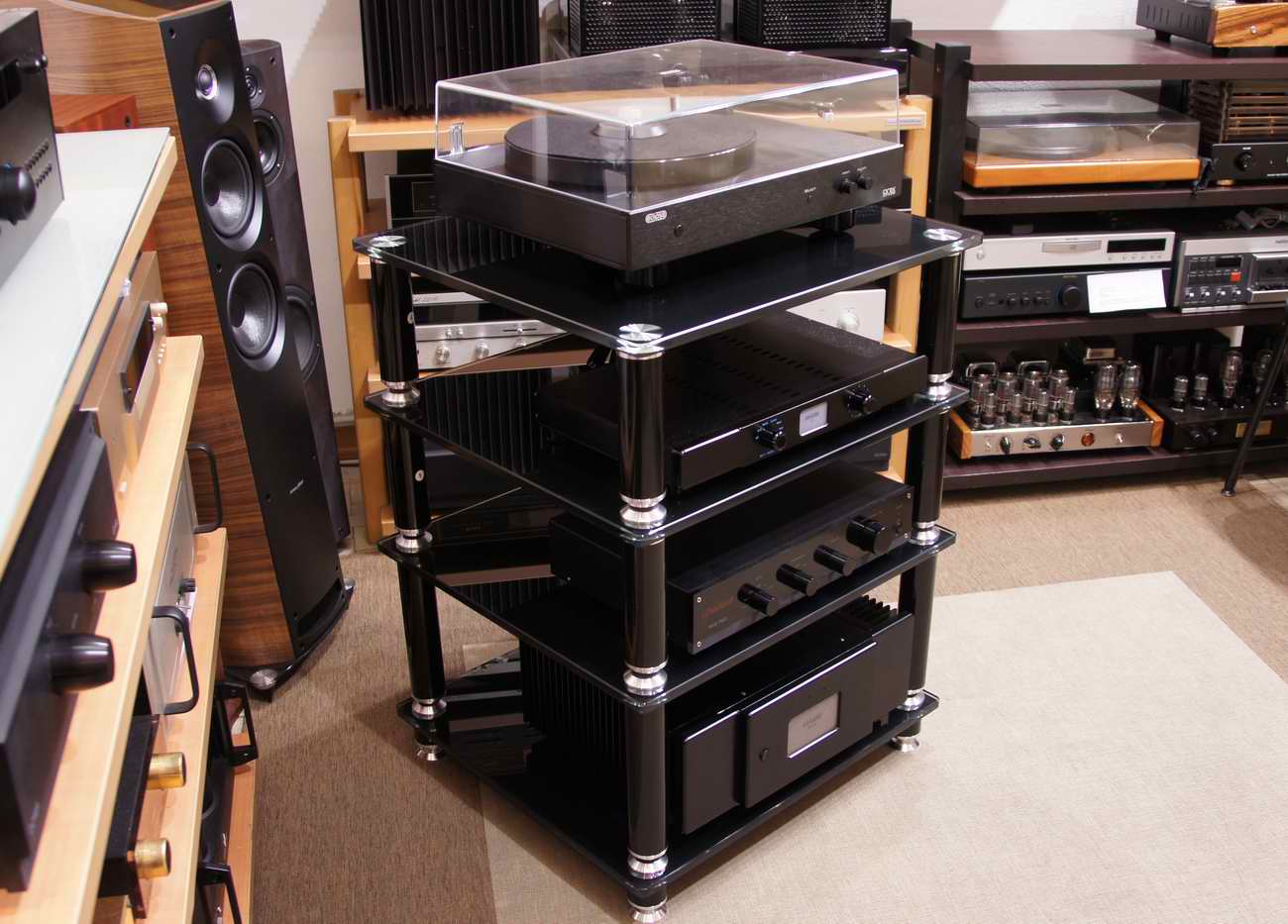 Hifi stolek NORSTONE STABBL (černý)